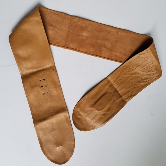 Emmanuel | Vintage Leather Wrap Belt - Picture 6 of 15